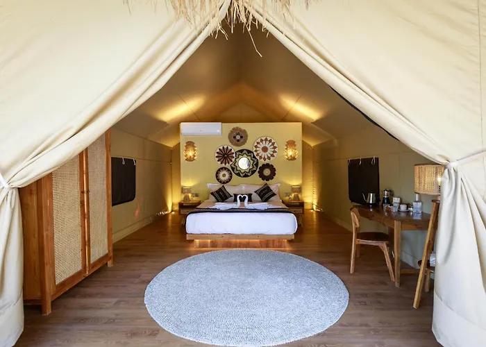 Beachfront Glamping - Escape In Nature
