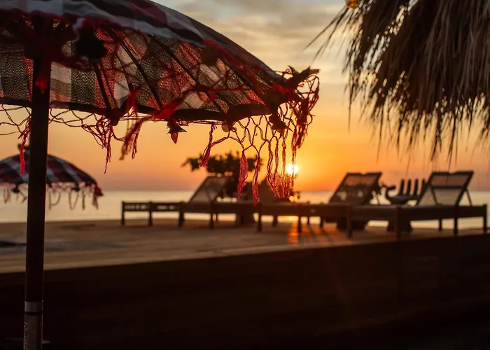 Beachfront Glamping - Escape In Nature ホテル ティアンヤール