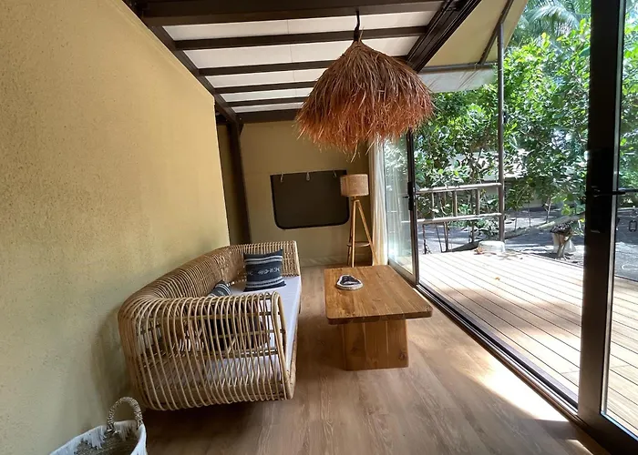 Beachfront Glamping - Escape In Nature ホテル *