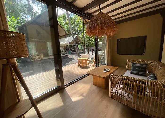 ホテル Beachfront Glamping - Escape In Nature